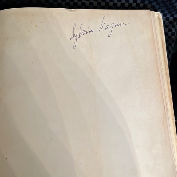 Chinese Art by Finlay Mackenzie - Picture 5 of 10